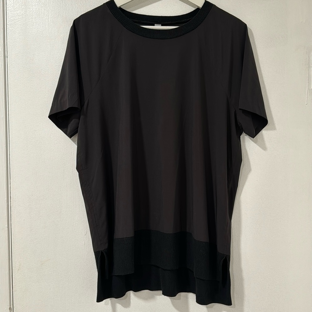 Athleta Zephyr Tee